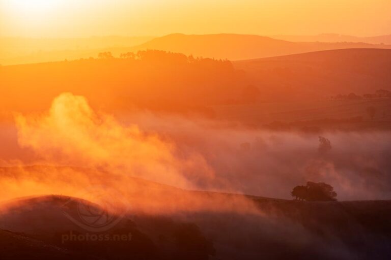 Misty sunrise in the Shropshire Hills. Slawek Staszczuk Photography.