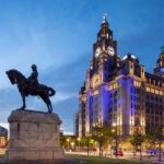 Edward VII statue in front of the Cunnard Building